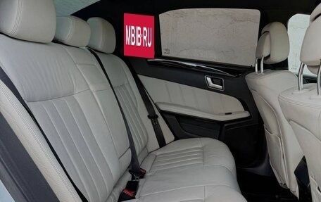 Mercedes-Benz E-Класс, 2013 год, 2 100 000 рублей, 8 фотография
