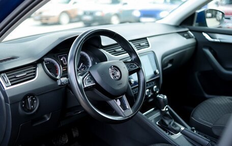 Skoda Octavia, 2018 год, 1 759 000 рублей, 9 фотография