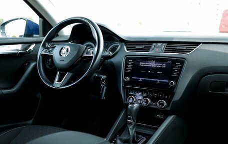 Skoda Octavia, 2018 год, 1 759 000 рублей, 10 фотография