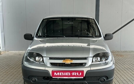 Chevrolet Niva I рестайлинг, 2017 год, 780 000 рублей, 2 фотография
