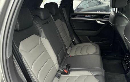 Volkswagen Touareg III, 2019 год, 6 199 000 рублей, 16 фотография