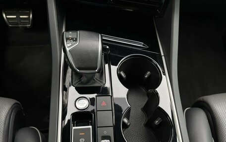 Volkswagen Touareg III, 2019 год, 6 199 000 рублей, 26 фотография