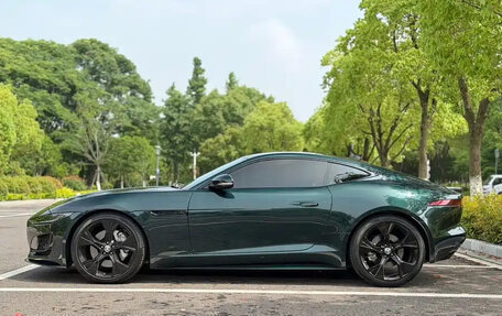 Jaguar F-Type I рестайлинг 2, 2024 год, 7 610 000 рублей, 7 фотография