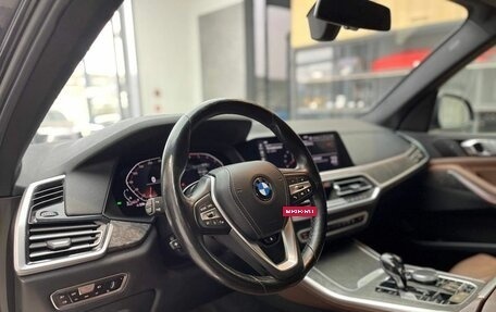 BMW X5, 2019 год, 5 600 000 рублей, 8 фотография