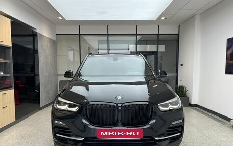 BMW X5, 2019 год, 5 600 000 рублей, 2 фотография