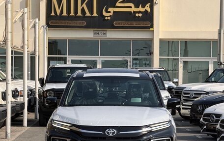 Toyota Urban Cruiser, 2026 год, 3 150 000 рублей, 2 фотография