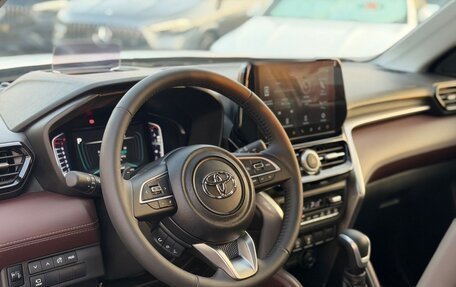 Toyota Urban Cruiser, 2026 год, 3 150 000 рублей, 11 фотография