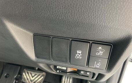 Honda Stepwgn IV, 2021 год, 1 800 000 рублей, 11 фотография
