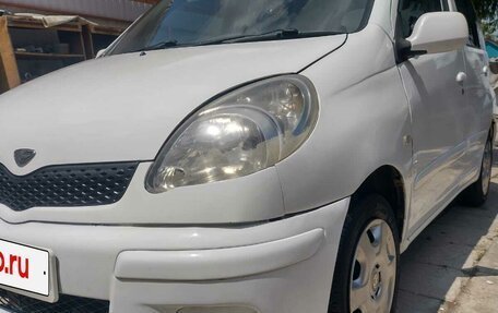 Toyota FunCargo, 2003 год, 430 000 рублей, 2 фотография