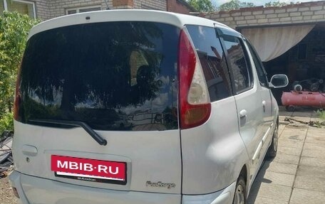 Toyota FunCargo, 2003 год, 430 000 рублей, 3 фотография