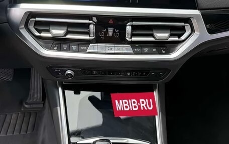 BMW 3 серия, 2021 год, 2 800 000 рублей, 10 фотография