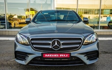 Mercedes-Benz E-Класс, 2018 год, 3 368 000 рублей, 2 фотография
