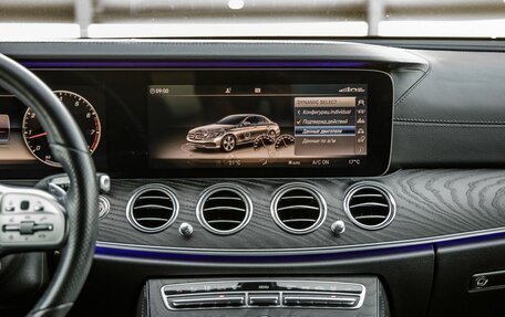 Mercedes-Benz E-Класс, 2018 год, 3 368 000 рублей, 25 фотография