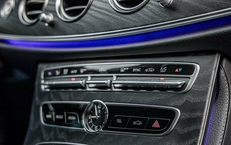Mercedes-Benz E-Класс, 2018 год, 3 368 000 рублей, 35 фотография