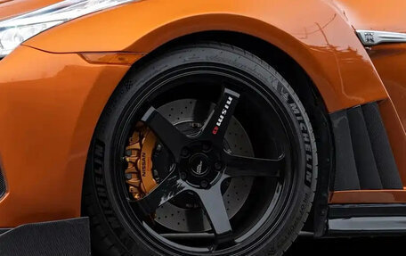 Nissan GT-R, 2018 год, 21 800 000 рублей, 10 фотография
