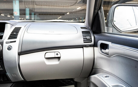 Mitsubishi Pajero Sport II рестайлинг, 2012 год, 1 649 000 рублей, 8 фотография