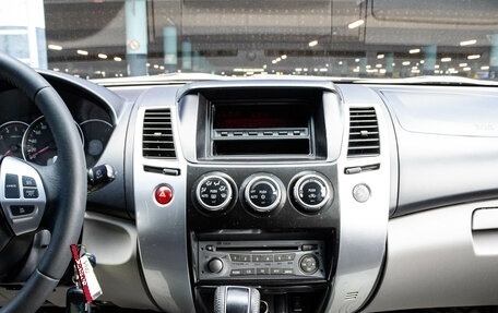 Mitsubishi Pajero Sport II рестайлинг, 2012 год, 1 649 000 рублей, 7 фотография