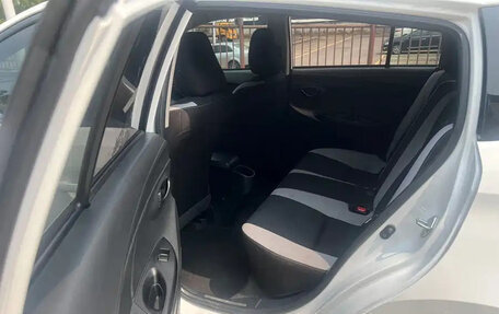 Toyota Yaris XP150 рестайлинг, 2022 год, 1 048 000 рублей, 8 фотография