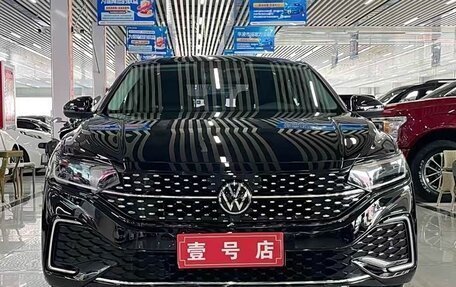 Volkswagen Passat B8 рестайлинг, 2022 год, 1 590 000 рублей, 2 фотография