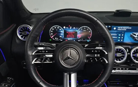 Mercedes-Benz GLB, 2024 год, 6 300 000 рублей, 7 фотография