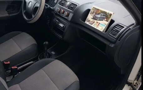 Skoda Fabia II, 2009 год, 330 000 рублей, 15 фотография
