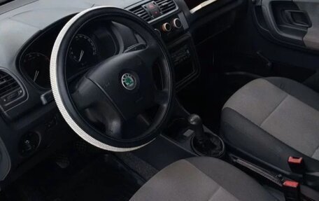 Skoda Fabia II, 2009 год, 330 000 рублей, 14 фотография