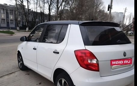 Skoda Fabia II, 2009 год, 330 000 рублей, 3 фотография