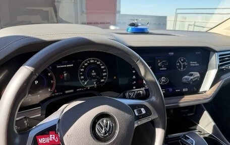 Volkswagen Touareg III, 2020 год, 5 700 000 рублей, 8 фотография