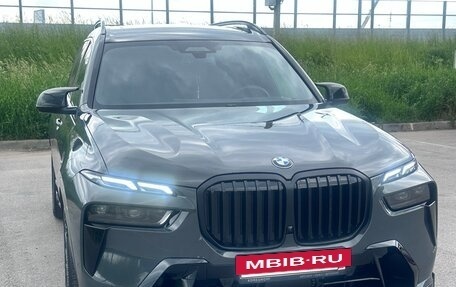 BMW X7, 2024 год, 16 000 000 рублей, 3 фотография