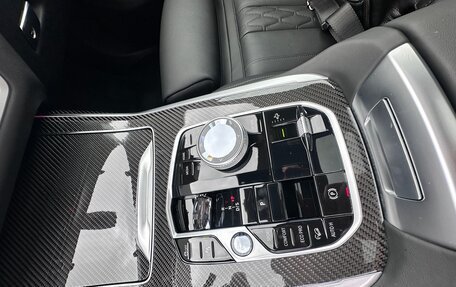 BMW X7, 2024 год, 16 000 000 рублей, 13 фотография