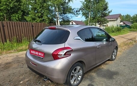 Peugeot 208 II, 2013 год, 790 000 рублей, 8 фотография