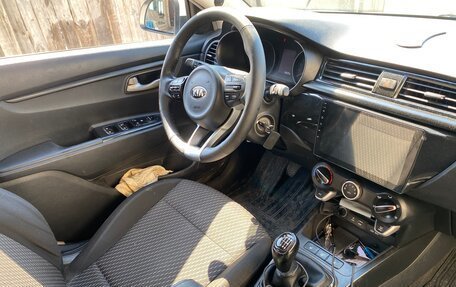 KIA Rio IV, 2017 год, 1 250 000 рублей, 5 фотография