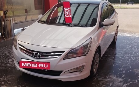 Hyundai Solaris II рестайлинг, 2014 год, 680 000 рублей, 4 фотография