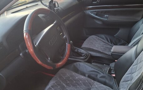 Audi A4, 1995 год, 169 000 рублей, 9 фотография