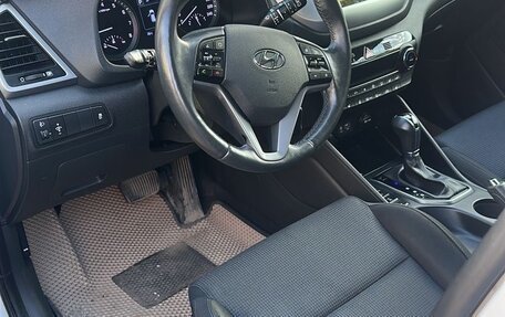 Hyundai Tucson III, 2017 год, 1 800 000 рублей, 9 фотография