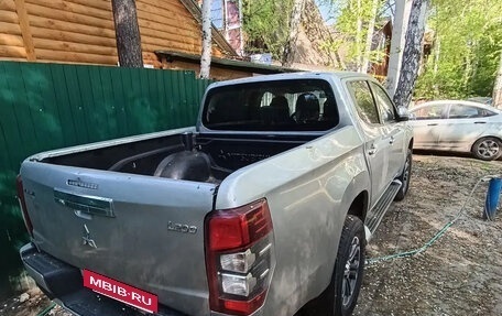 Mitsubishi L200 IV рестайлинг, 2019 год, 1 900 000 рублей, 16 фотография
