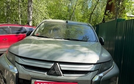 Mitsubishi L200 IV рестайлинг, 2019 год, 1 900 000 рублей, 21 фотография