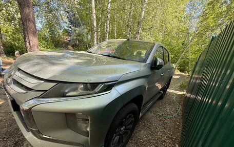 Mitsubishi L200 IV рестайлинг, 2019 год, 1 900 000 рублей, 23 фотография