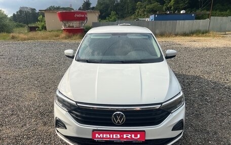 Volkswagen Polo VI (EU Market), 2021 год, 1 750 000 рублей, 1 фотография