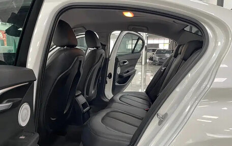 BMW 1 серия, 2023 год, 1 380 888 рублей, 10 фотография