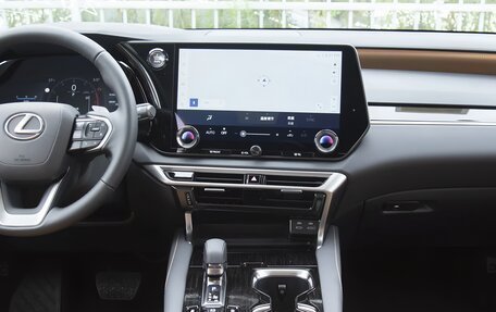 Lexus RX IV рестайлинг, 2026 год, 6 900 000 рублей, 13 фотография