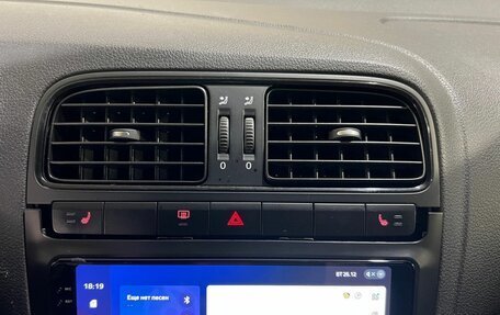 Volkswagen Polo VI (EU Market), 2014 год, 700 000 рублей, 36 фотография