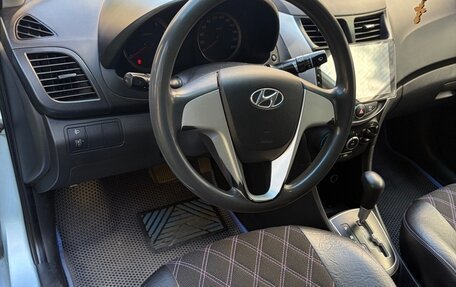 Hyundai Solaris II рестайлинг, 2011 год, 650 000 рублей, 5 фотография