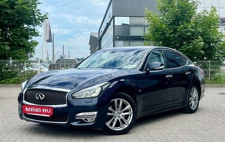 Infiniti Q70 I, 2015 год, 1 779 000 рублей, 3 фотография