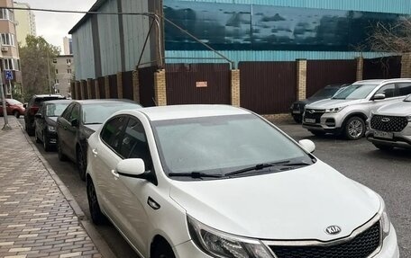 KIA Rio III рестайлинг, 2015 год, 830 000 рублей, 3 фотография