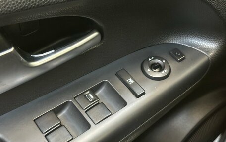 KIA Venga I, 2013 год, 890 000 рублей, 10 фотография