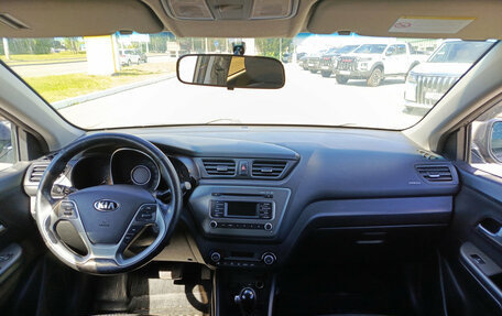 KIA Rio III рестайлинг, 2016 год, 1 100 000 рублей, 17 фотография
