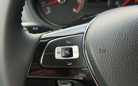 Volkswagen Polo VI (EU Market), 2017 год, 1 100 000 рублей, 20 фотография