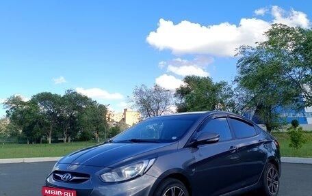 Hyundai Solaris II рестайлинг, 2012 год, 879 000 рублей, 3 фотография