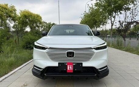 Honda Vezel, 2023 год, 1 900 000 рублей, 2 фотография